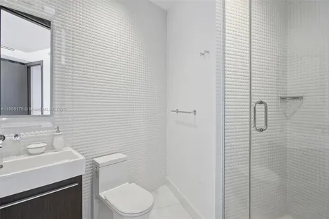 16001 Collins Avenue Sunny Isles Beach FL 33160