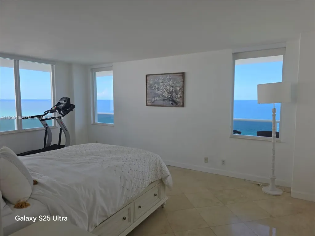 3725 S Ocean Drive Hollywood FL 33019