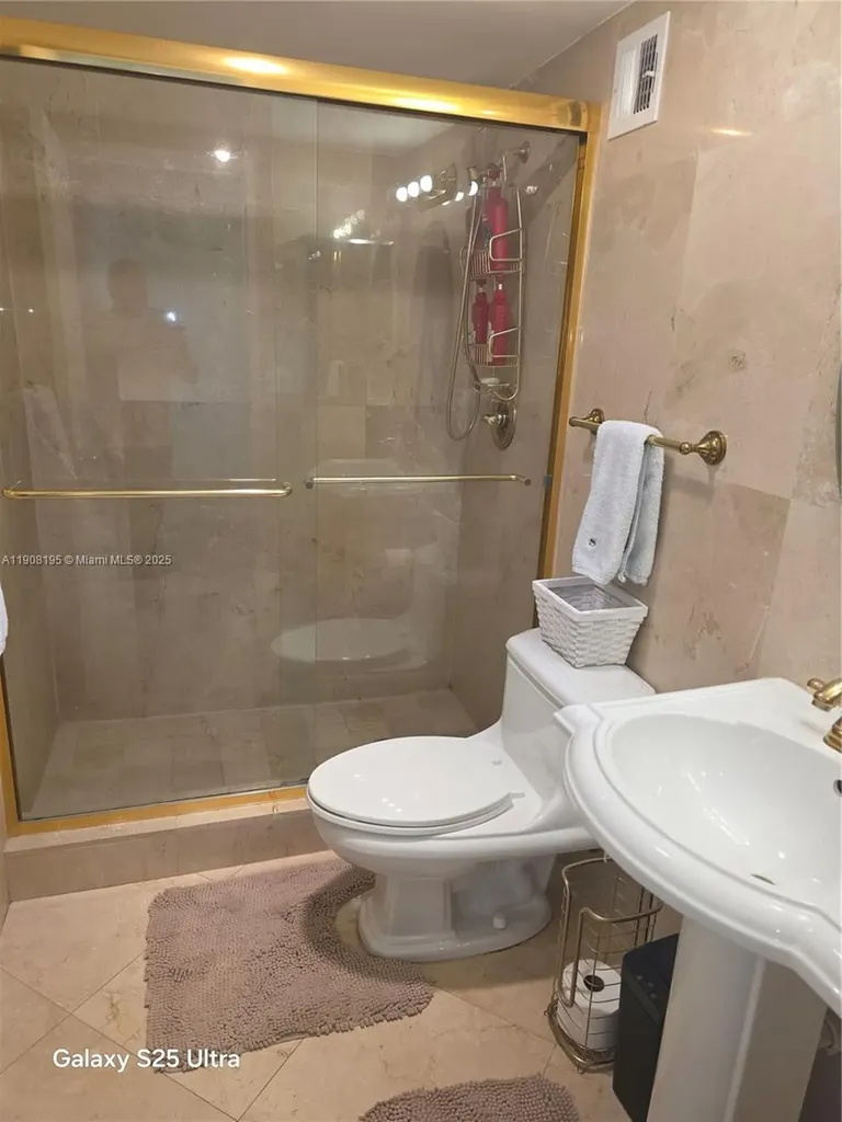 3725 S Ocean Drive Hollywood FL 33019