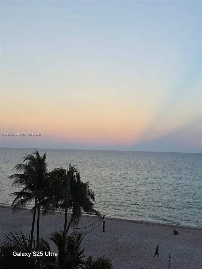 3725 S Ocean Drive Hollywood FL 33019