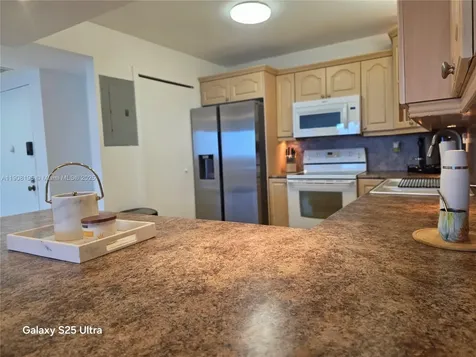 3725 S Ocean Drive Hollywood FL 33019