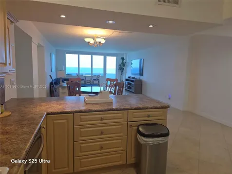 3725 S Ocean Drive Hollywood FL 33019