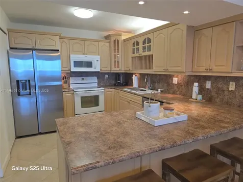 3725 S Ocean Drive Hollywood FL 33019