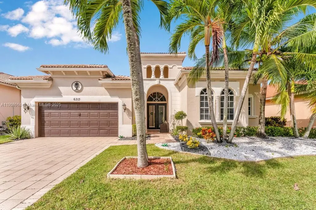 6313 Paradise Cove West Palm Beach FL 33411