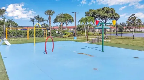 6313 Paradise Cove West Palm Beach FL 33411