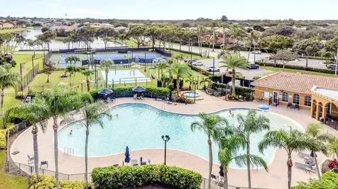 6313 Paradise Cove West Palm Beach FL 33411