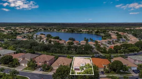 6313 Paradise Cove West Palm Beach FL 33411