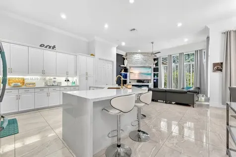 6313 Paradise Cove West Palm Beach FL 33411