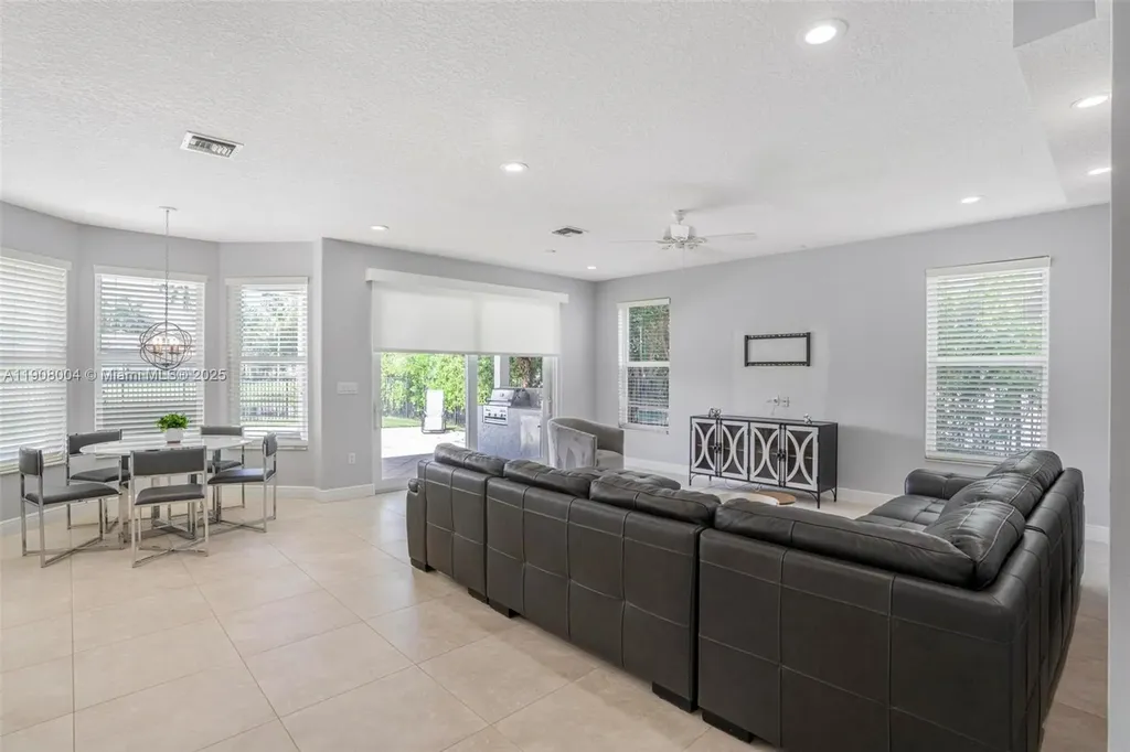 11750 Bayfield Drive Boca Raton FL 33498