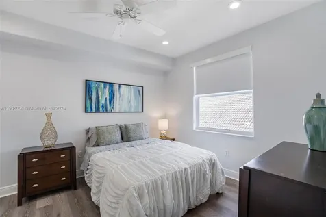 11750 Bayfield Drive Boca Raton FL 33498