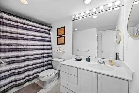 19380 Collins Avenue Sunny Isles Beach FL 33160