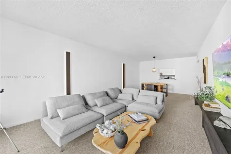19380 Collins Avenue Sunny Isles Beach FL 33160