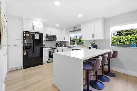 3121 SW 20th Street Miami FL 33145