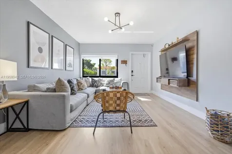 3121 SW 20th Street Miami FL 33145