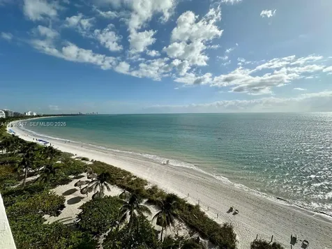 881 Ocean Drive Key Biscayne FL 33149
