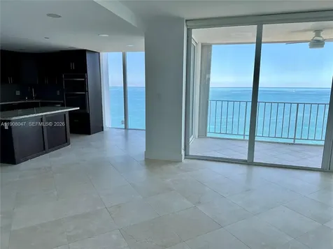 881 Ocean Drive Key Biscayne FL 33149