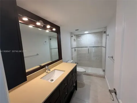 881 Ocean Drive Key Biscayne FL 33149