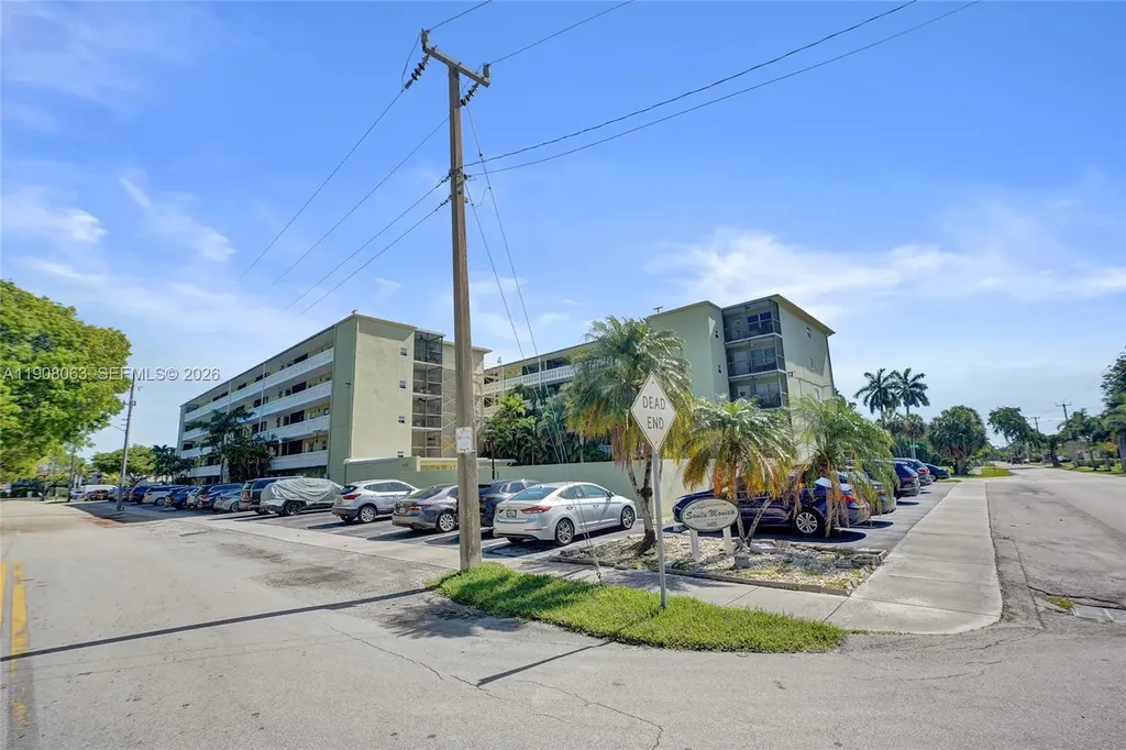 1425 Arthur Street Hollywood FL 33020
