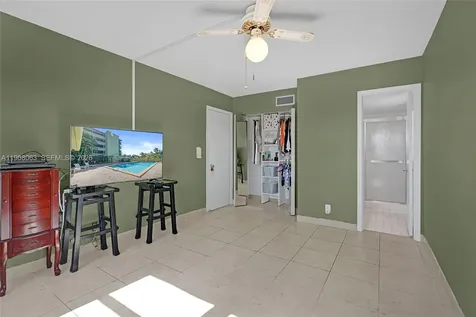 1425 Arthur Street Hollywood FL 33020