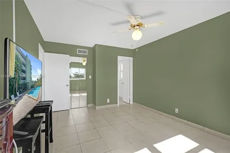 1425 Arthur Street Hollywood FL 33020