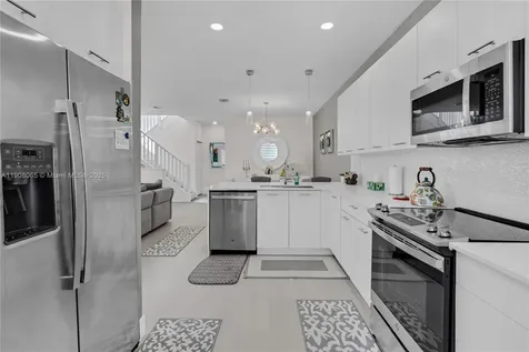 4608 NW 83rd Parkway Doral FL 33166
