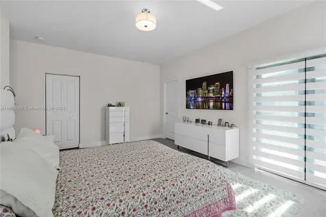 4608 NW 83rd Parkway Doral FL 33166