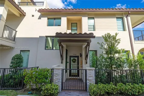 4608 NW 83rd Parkway Doral FL 33166