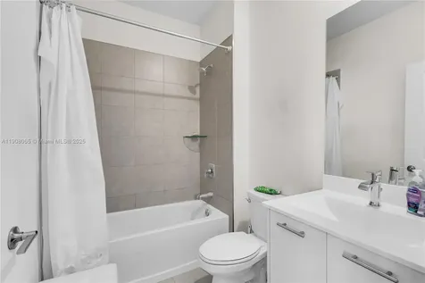 4608 NW 83rd Parkway Doral FL 33166