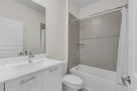4608 NW 83rd Parkway Doral FL 33166