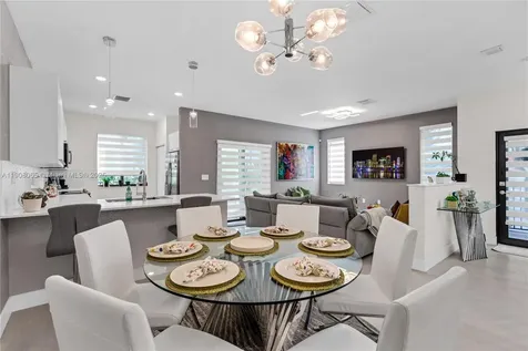 4608 NW 83rd Parkway Doral FL 33166