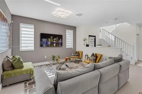 4608 NW 83rd Parkway Doral FL 33166