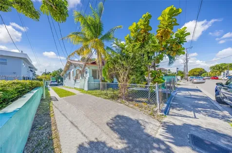 1334 SW 4th Street Miami FL 33135