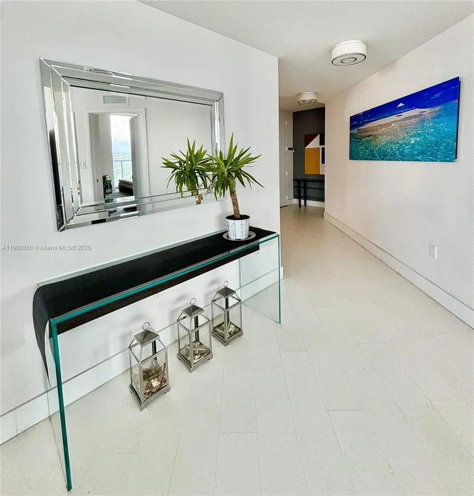 79 SW 12th Street Miami FL 33130