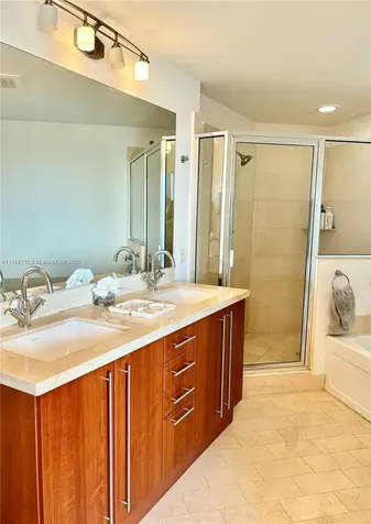 79 SW 12th Street Miami FL 33130