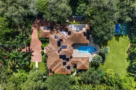 8900 SW 62nd Court Pinecrest FL 33156
