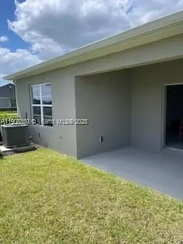 9509 SW Libertas Way Port St. Lucie FL 34987