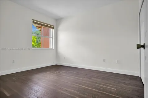 3086 SW 153rd Path Miami FL 33185