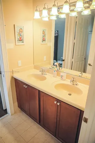 7847 SW 195th Terrace Cutler Bay FL 33157