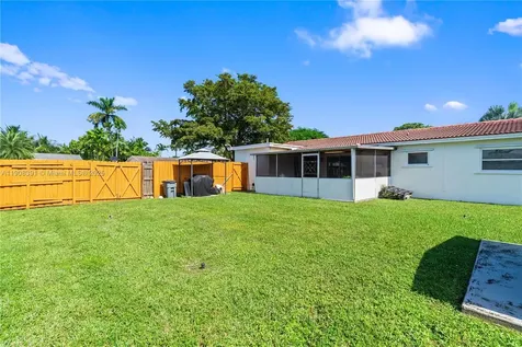 4752 SW 127th Court Miami FL 33175