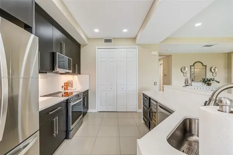 8226 NW 127th Lane Parkland FL 33076