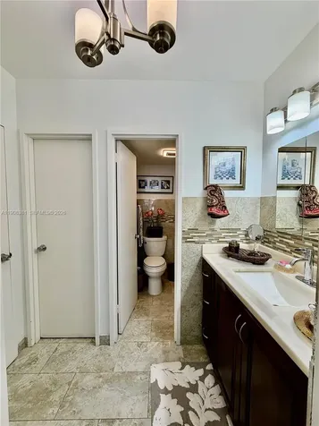 5700 Collins Avenue Miami Beach FL 33140