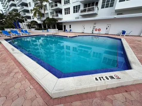 5700 Collins Avenue Miami Beach FL 33140