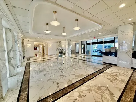 5700 Collins Avenue Miami Beach FL 33140