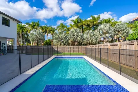 1401 SW 145th Avenue Miami FL 33184