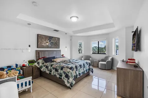 1401 SW 145th Avenue Miami FL 33184