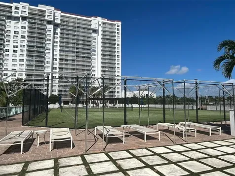 2851 NE 183rd Street Aventura FL 33160