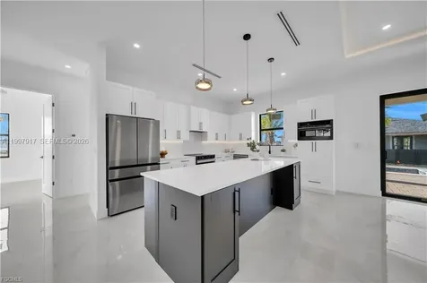 2406 Kismet Parkway Cape Coral FL 33993