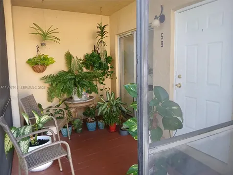 15659 SW 73rd Circle Terrace Miami FL 33193