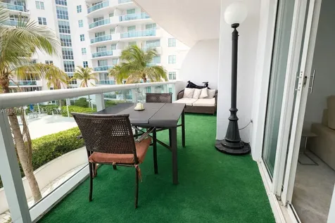 7900 Harbor Island Drive North Bay Village FL 33141
