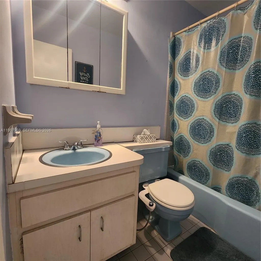 2170 NE 51st Court Fort Lauderdale FL 33308